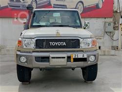 Toyota Land Cruiser 70 Pickup